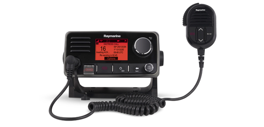VHF vysílačky Raymarine - zůstaňte vždy ve spojení VHF vysílačky Raymarine - zůstaňte vždy ve spojení